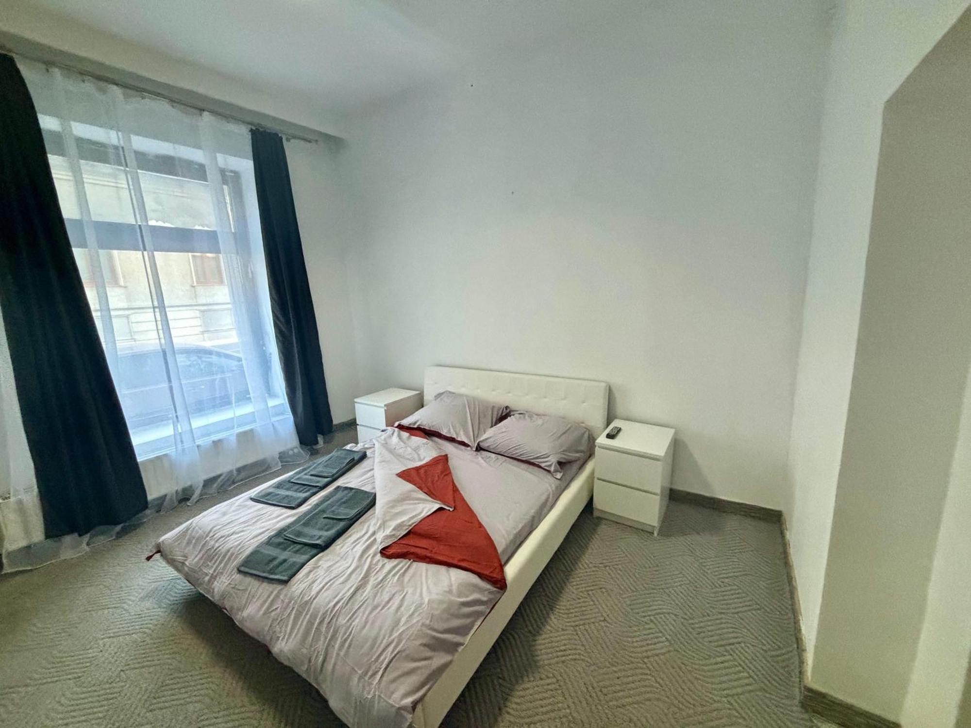 Central Park Home Cluj-Napoca Ngoại thất bức ảnh
