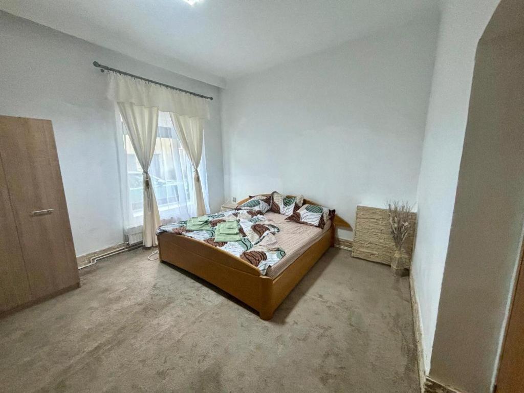Central Park Home Cluj-Napoca Ngoại thất bức ảnh